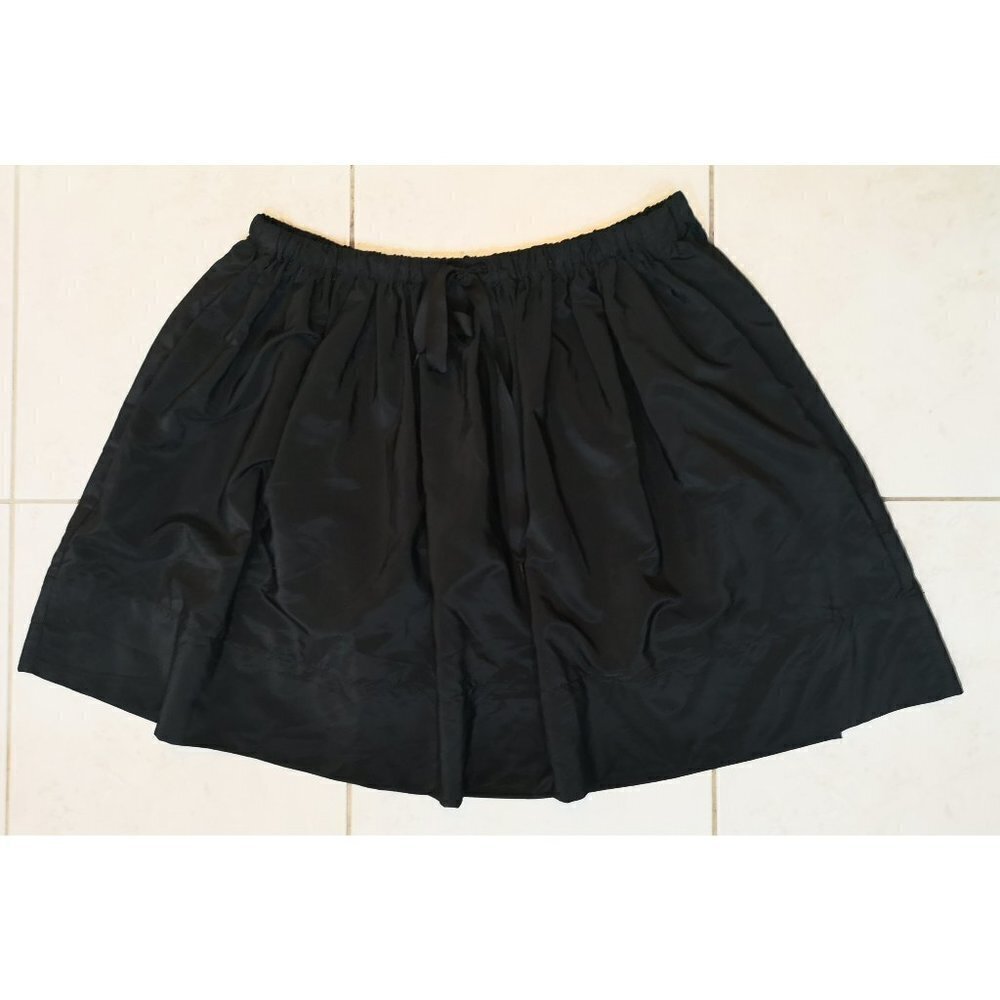 00s Vintage Black voluminous shirred Mini Circle Skirt
